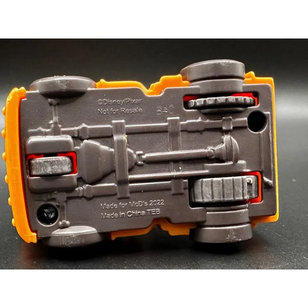 Disney Pixar Cars On the‎ Road Tow Mater Toy Truck Figure McDonald’s Kids Meal